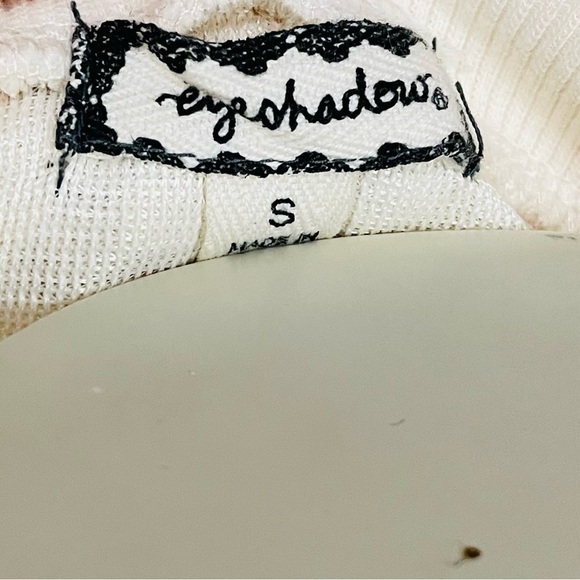 Women’s fuzzy pullover sweater size small - Picture 7 of 9